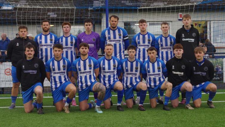 St Ishmaels line up before kick off