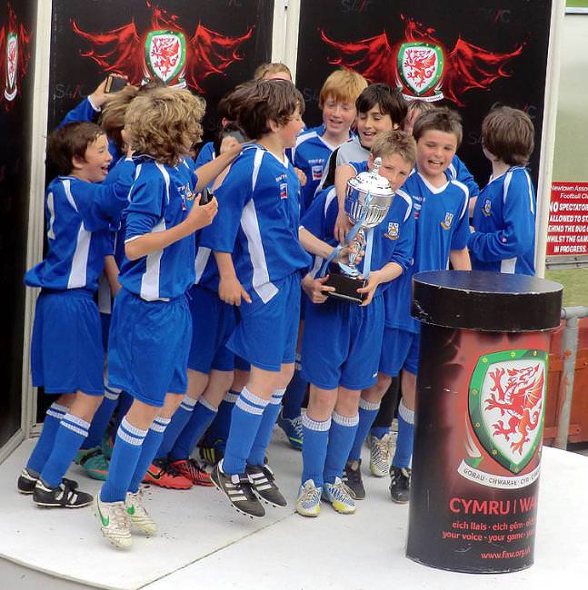 Young Bluebirds are champions again!