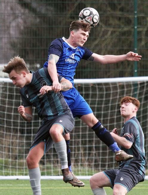 Heads you win - Kilgetty clearly win this header against Tish Heads you win - Kilgetty clearly win this header against Tish