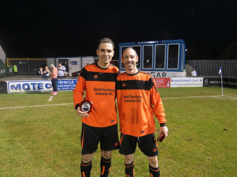 Goal scorer Simon Lewis and player manager Gavin Wickland